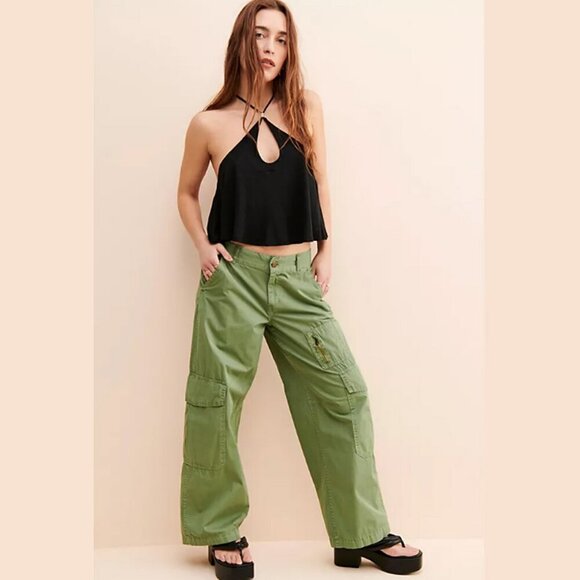 Free People Long Weekend Keyhole Halter Top Cropped Strappy Black Boho Shirt LG - Picture 2 of 8